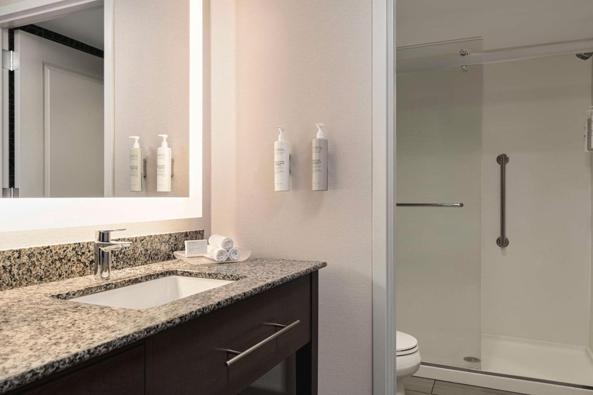 Homewood Suites By Hilton - Charlottesville Eksteriør billede